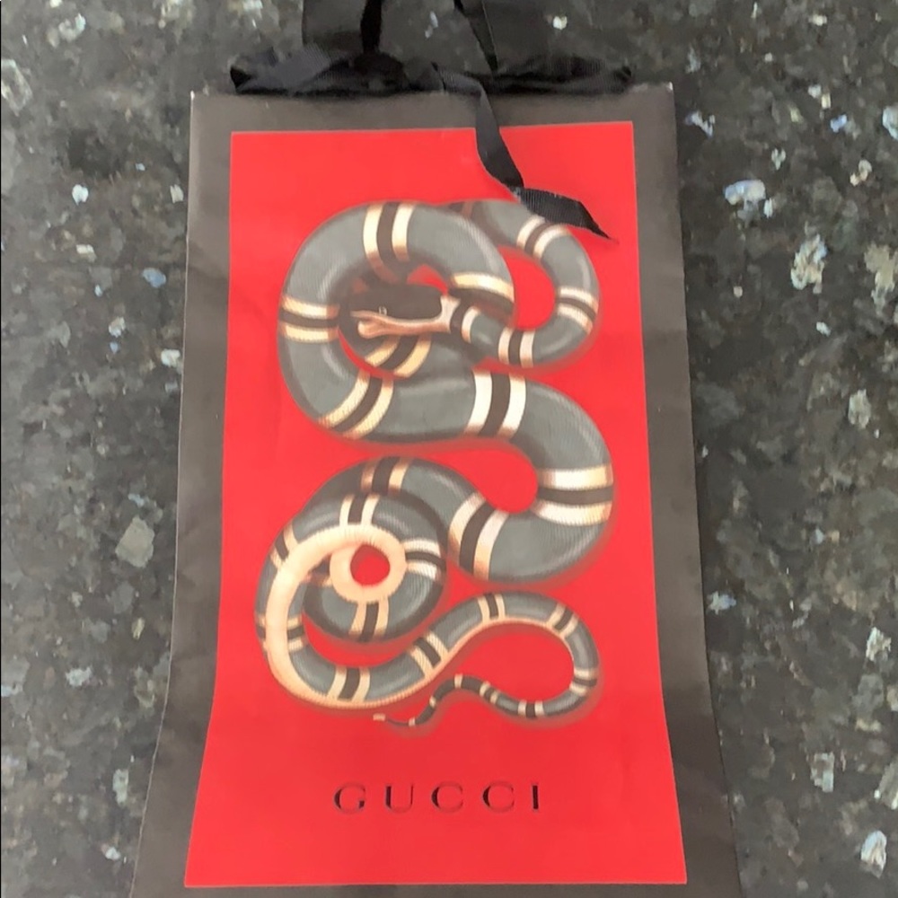 Gucci shopping bag
